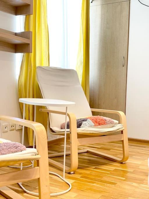 Boutique Apartment In The Bucharest City Center Exterior photo